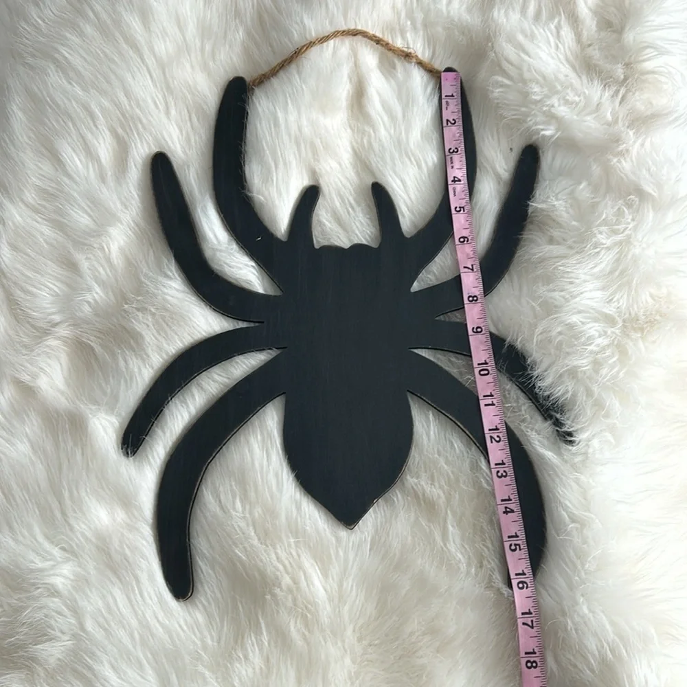 Halloween picture frame and spider decoration